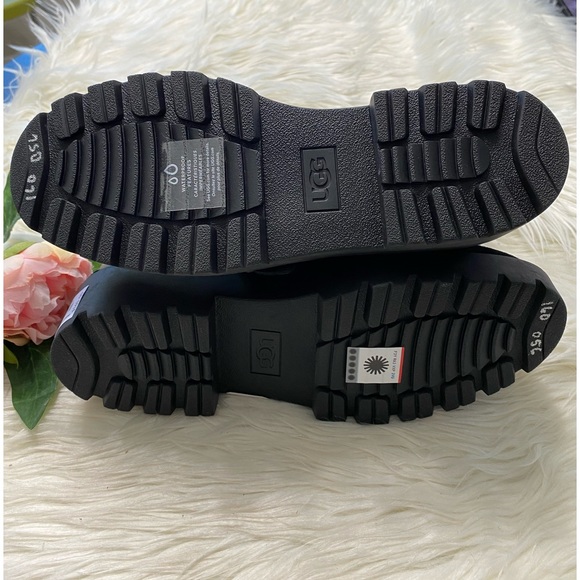 UGG Zorrah - Picture 10 of 15